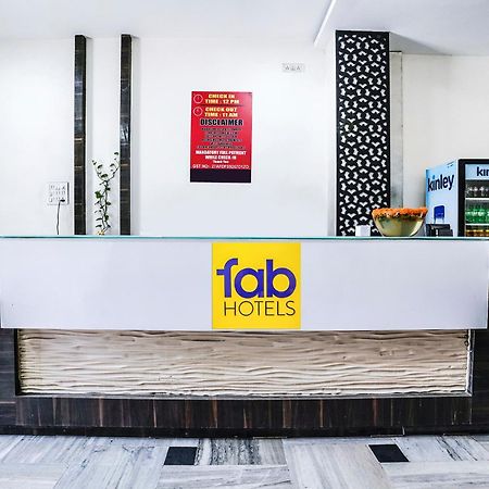 Fabexpress Raj Tourist Hotel Nashik Exterior photo